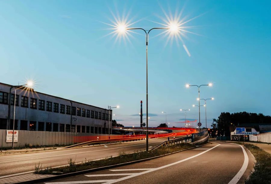 Road (road lighting)