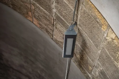 Floodlights and underpass luminaires